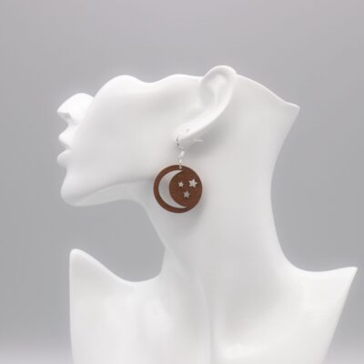 Elegante Holz Hängeohrringe Mond mit Sternen