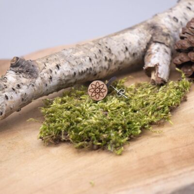 Holz Ohrstecker Atom - rund Buche hell
