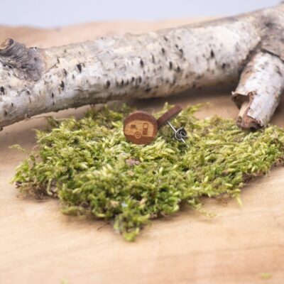 Niedliche Holz Ohrstecker aus mit Wohnwagen Form wählbar