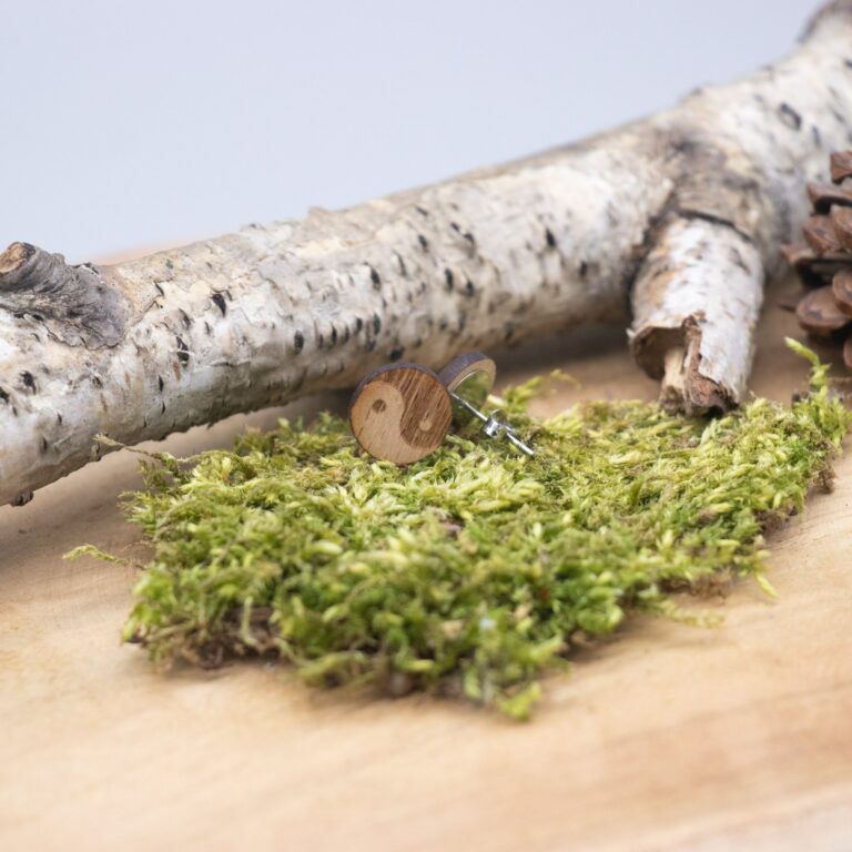 Holz Ohrstecker Yin und Yang - rund Buche hell