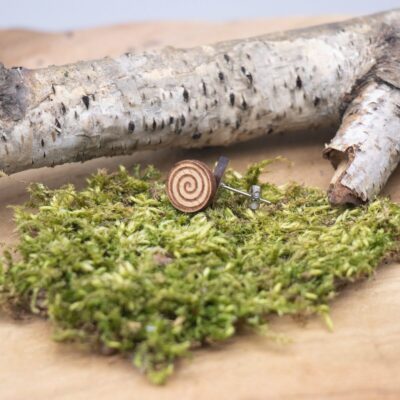 Holz Ohrstecker Spirale - rund Buche hell