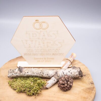 Geldgeschenk zur Hochzeit - aus Holz personalisiert