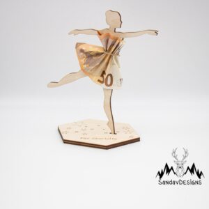 Geldgeschenk mit Ballerina – aus Holz personalisiert