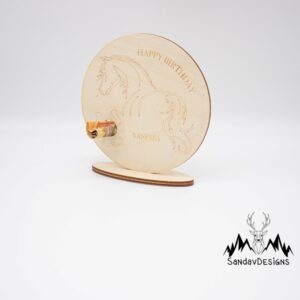 Geldgeschenk für Pferdefan – aus Holz personalisiert