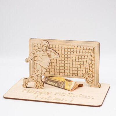 Geldgeschenk für Fussballfan - aus Holz personalisiert