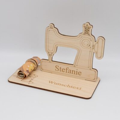 Geldgeschenk Nähmaschine - aus Holz personalisiert