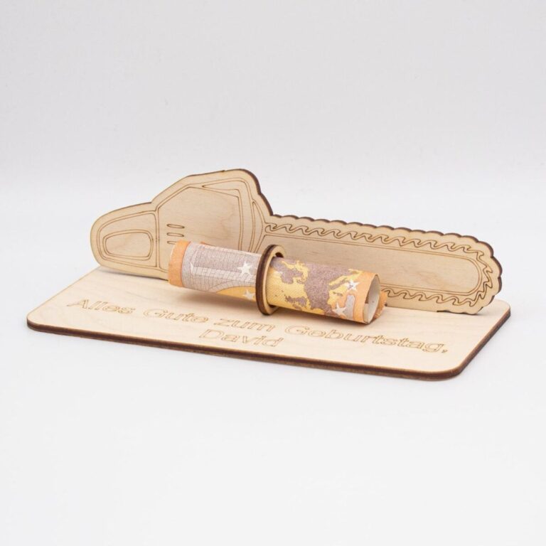 Geldgeschenk Kettensäge - aus Holz personalisiert
