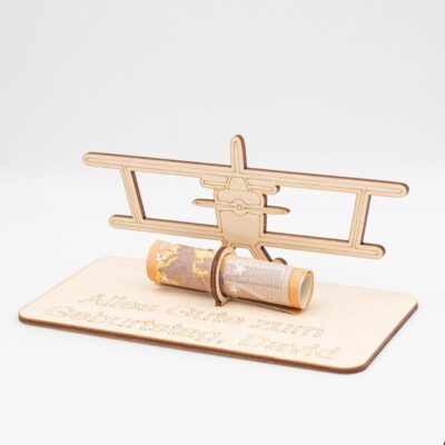 Geldgeschenk Doppeldecker Flugzeug - aus Holz personalisiert