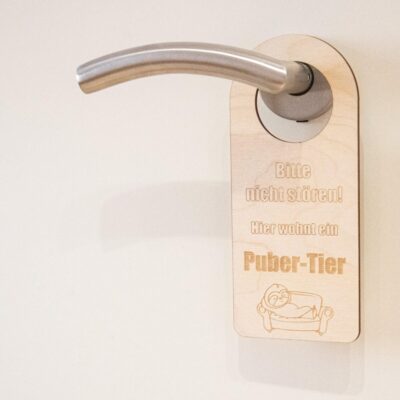 Türhänger Holz - Pupertier - Teenager