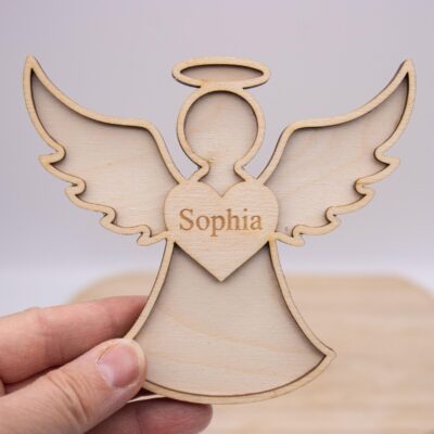 Personalisierter Holzengel – Schutzengel mit Herz und Namen graviert, Geschenk zur Taufe,Konfirmation oder Jugendweihe, Weihnachten