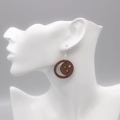 Elegante Holz Hängeohrringe Mond mit Sternen