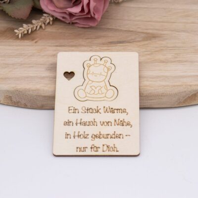 Taschenumarmung aus Holz – personalisiertes Mutmacher-Geschenk „Nur für Dich“