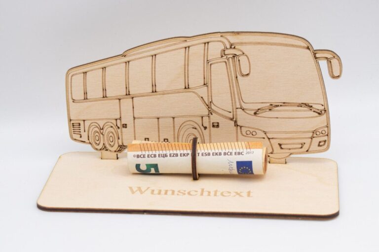 Geldgeschenk Reisebus - aus Holz personalisiert