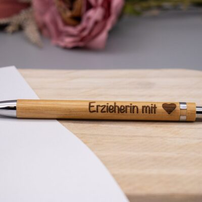 Bambus-Kugelschreiber - Erzieherin/Lehrerin mit Herz